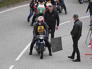 Andreas Blauensteiner mit Ducati 450 am Seiberer 2023